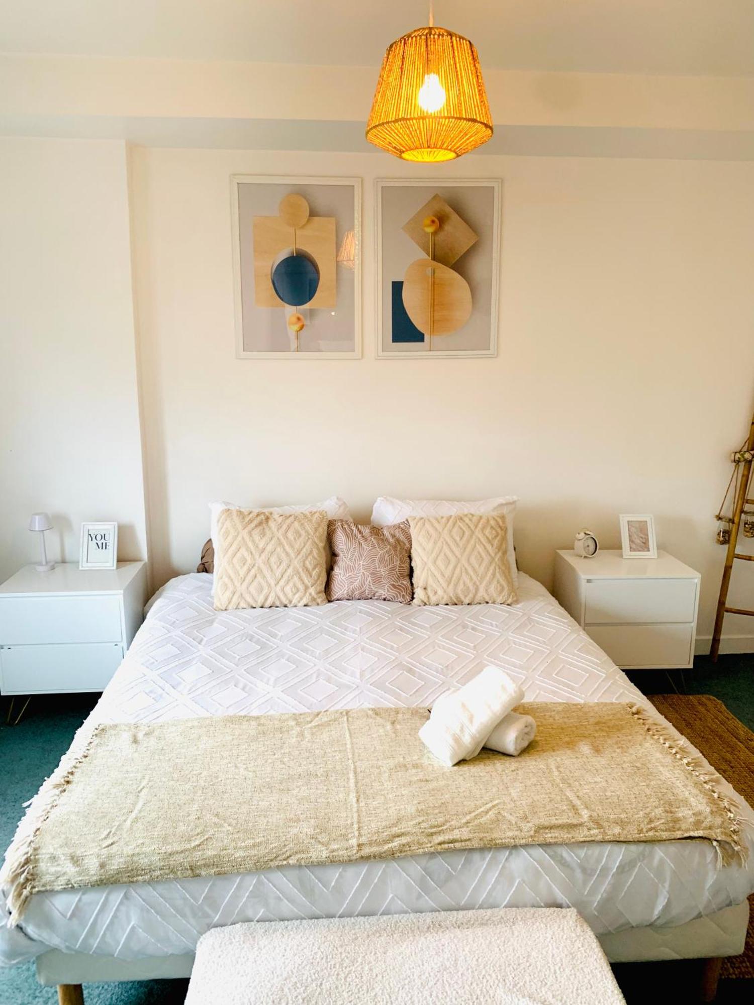Le Bali Cosy House - T2 Lumineux Et Moderne En Plein Centre Ville De Maisons-Alfort Luaran gambar